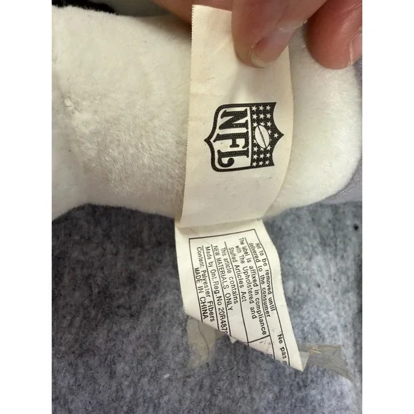 2001 NFL Oakland / Las Vegas Raiders Plush Stuffed Gorilla Team Jacket 9" RARE - Picture 5 of 5